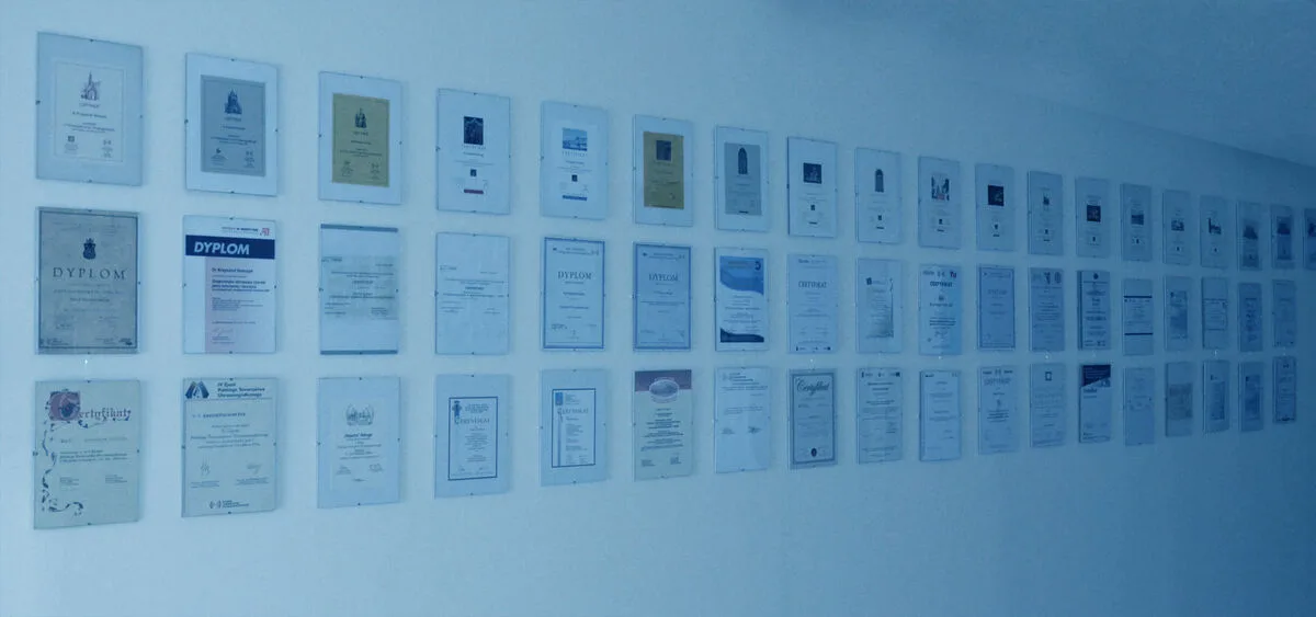 Zbiór dyplomów dr Krzysztofa Sobczyka